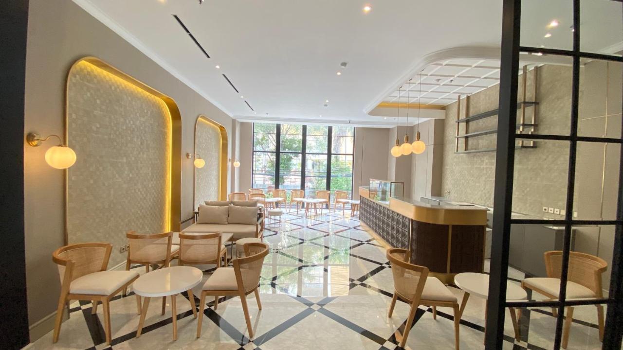 Maia Hotel Jakarta Exteriör bild