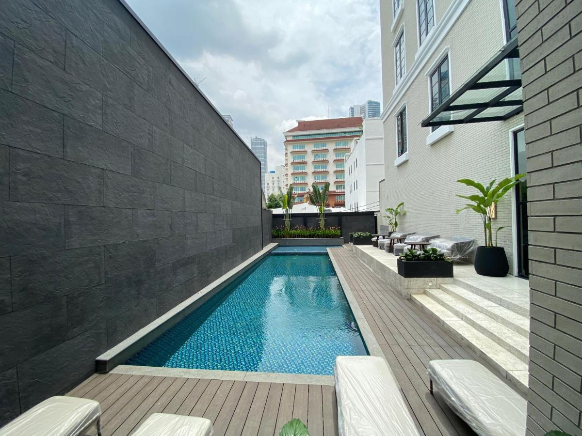 Maia Hotel Jakarta Exteriör bild