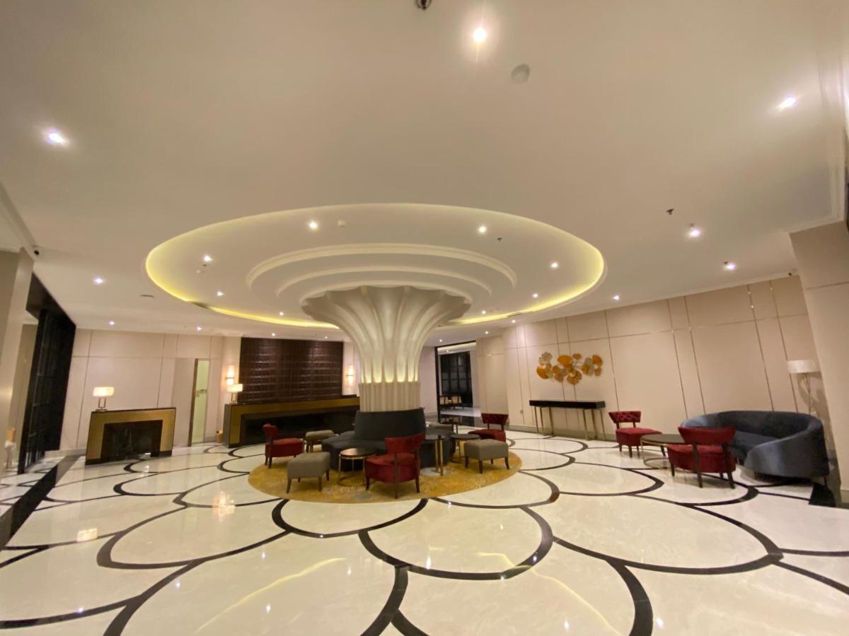 Maia Hotel Jakarta Exteriör bild