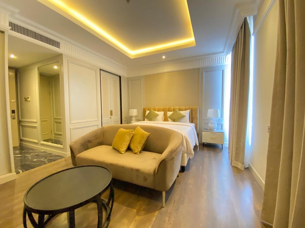 Maia Hotel Jakarta Exteriör bild