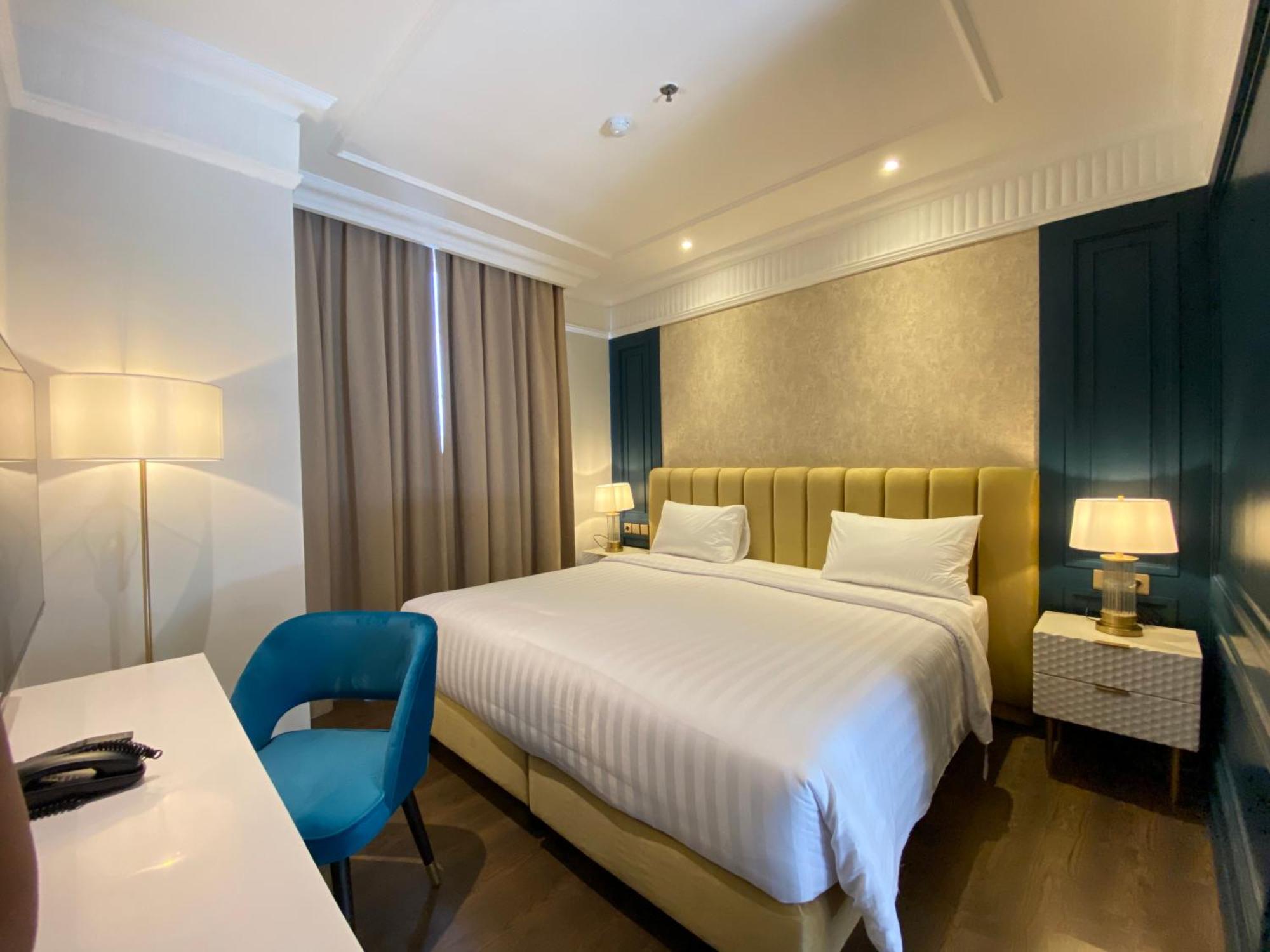 Maia Hotel Jakarta Exteriör bild